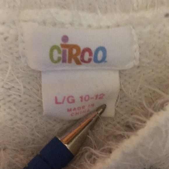 Circle animal print fuzzy sweater - Picture 4 of 4